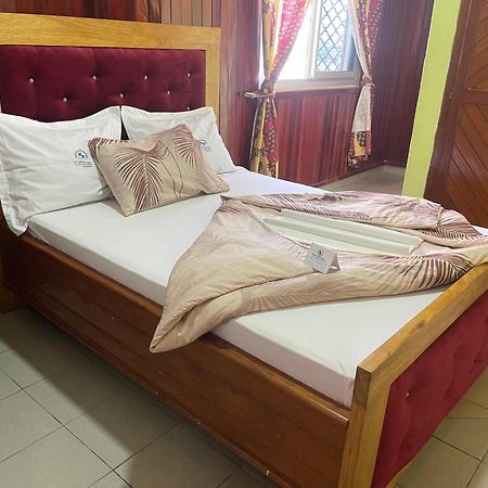 Hotel Le Printemps Douala Kültér fotó