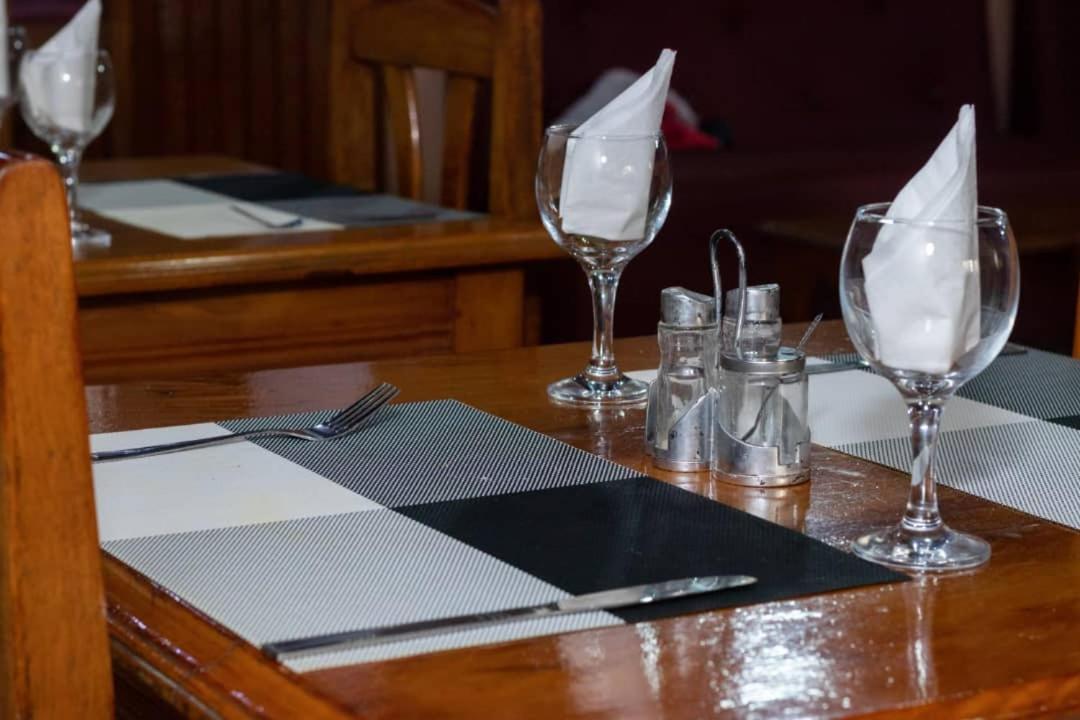 Hotel Le Printemps Douala Kültér fotó