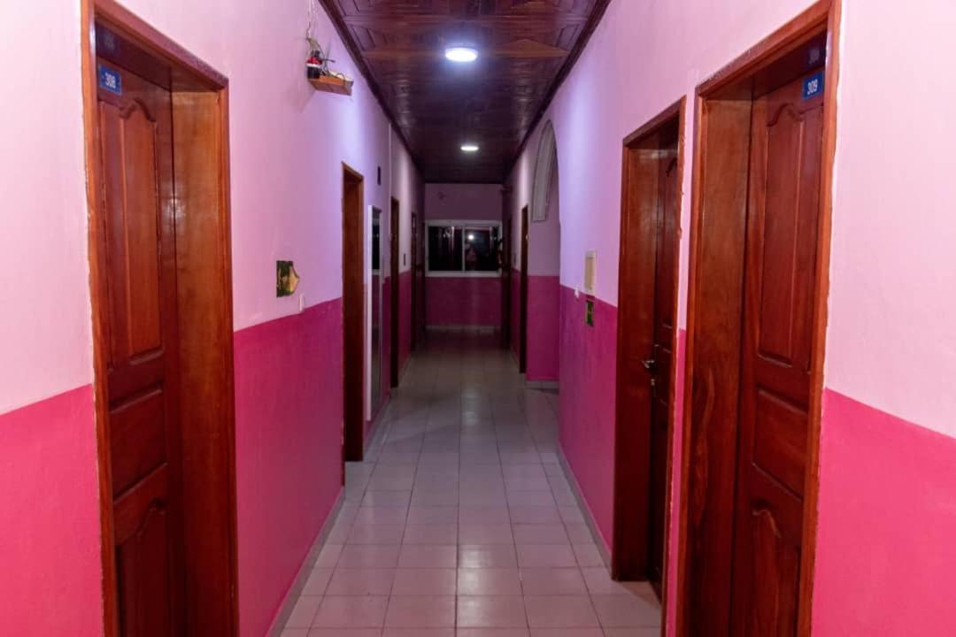 Hotel Le Printemps Douala Kültér fotó
